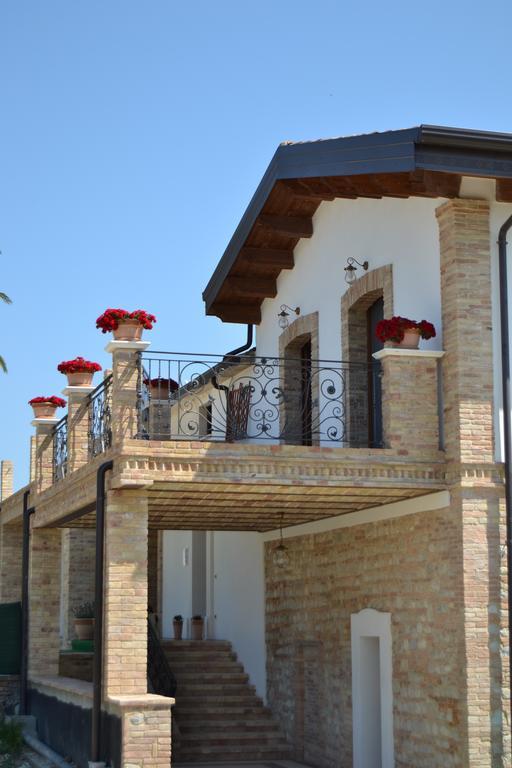 Agriturismo De Luca Mozzagrogna Exterior foto