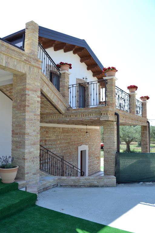 Agriturismo De Luca Mozzagrogna Exterior foto